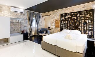 Palace Luxury Room