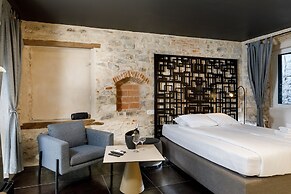 Palace Luxury Room