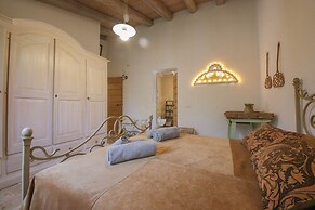 TD Trulli di Montaltino with Stunning Huge Pool