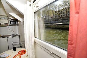 Studio Péniche Centre Lyon Insolite