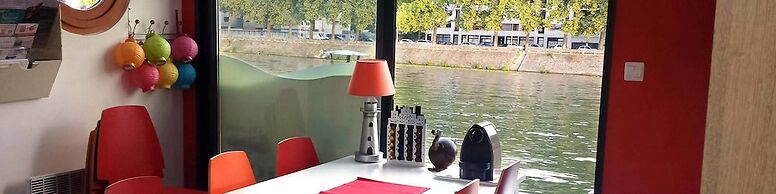 Studio Péniche Centre Lyon Insolite