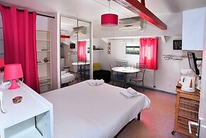 Studio Péniche Centre Lyon Insolite
