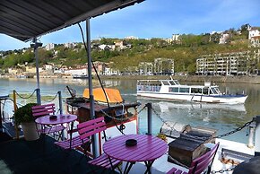 Studio Péniche Centre Lyon Insolite