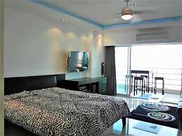 Fantastic sea View Beach Condo