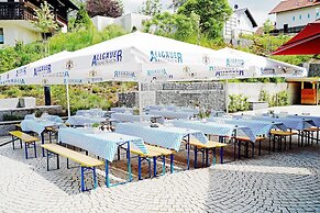 Ökölogisches Bildungszentrum Kultiviert