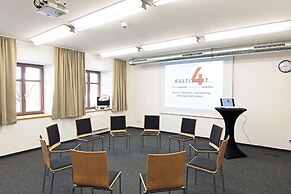 Ökölogisches Bildungszentrum Kultiviert