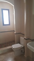 Apple Villa 33