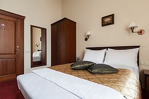 Conviva Hotel
