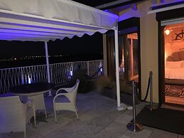 Oasis Golden Lagoon Chalet