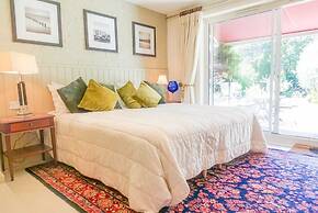 Cedar House Boutique B&B