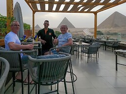 Giza Pyramids View Inn