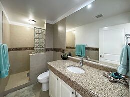 Amazing Luxury Ocean View Condo