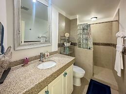 Amazing Luxury Ocean View Condo