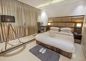 Aura One Hotel