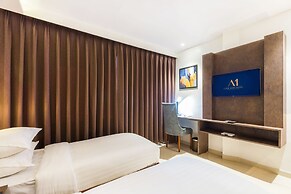 Aura One Hotel