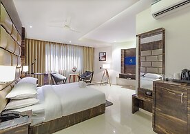 Aura One Hotel