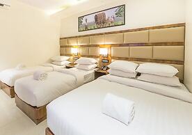 Aura One Hotel