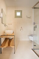 Sea and Sun Luxury Pools' Villas