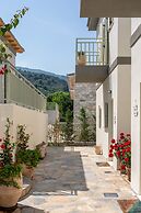 Sea and Sun Luxury Pools' Villas