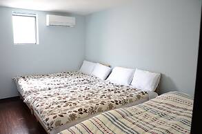 Uri House