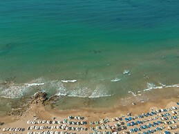 Nami Hotel & Suites