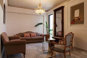 Nami Hotel & Suites