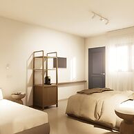 Nami Hotel & Suites