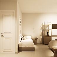 Nami Hotel & Suites