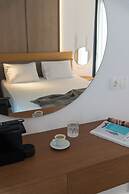 Nami Hotel & Suites