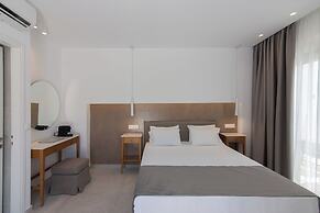 Nami Hotel & Suites