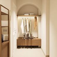 Nami Hotel & Suites