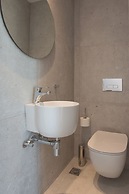 Nami Hotel & Suites