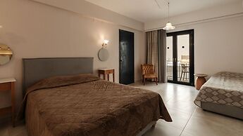 Nami Hotel & Suites