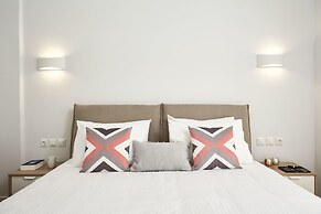 Luxurious Spacious Apt next  Hilton Area