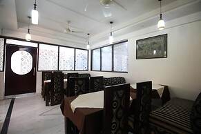 FabHotel Alpine
