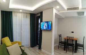 White Golden Suite Hotel