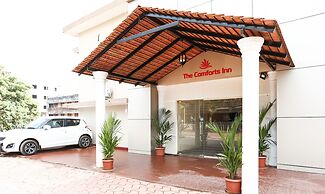 Treebo Comforts Inn, University Road Deralakatte