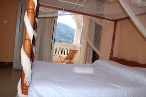 Taita Rocks Hotel