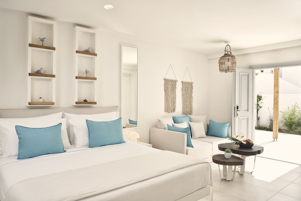 Nikki Beach Resort & Spa Santorini