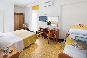 Hotel Mayola