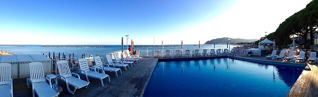 Hotel Mayola