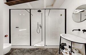 a.d. 1768 Boutique Hotel