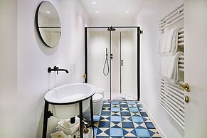a.d. 1768 Boutique Hotel