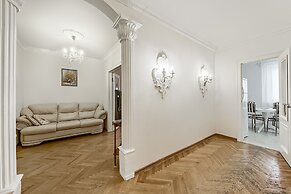 Prime Host apartments on Olimpiyskiy