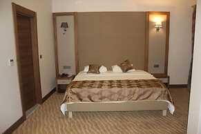 YZE Pirlanta Hotel