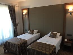 YZE Pirlanta Hotel