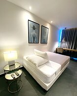 B'S Suites