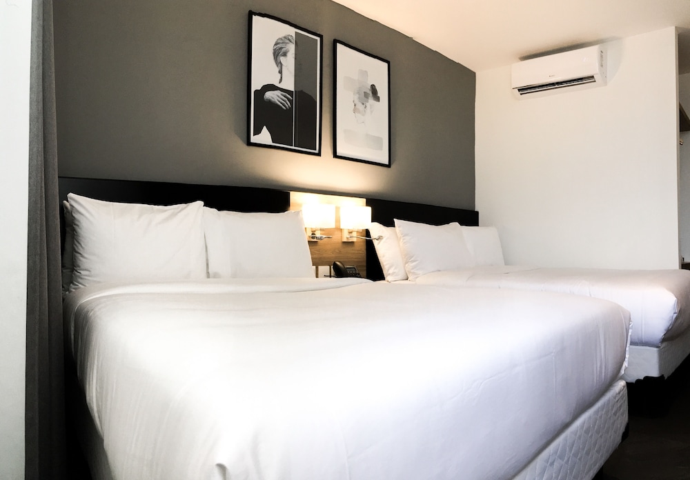 B'S Suites