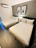 B'S Suites