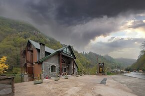 Elikti Otel